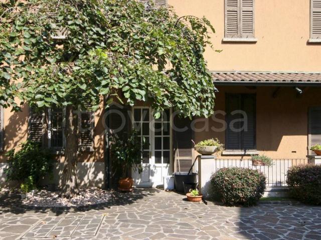Casa indipendente in vendita a Meda via Libertà