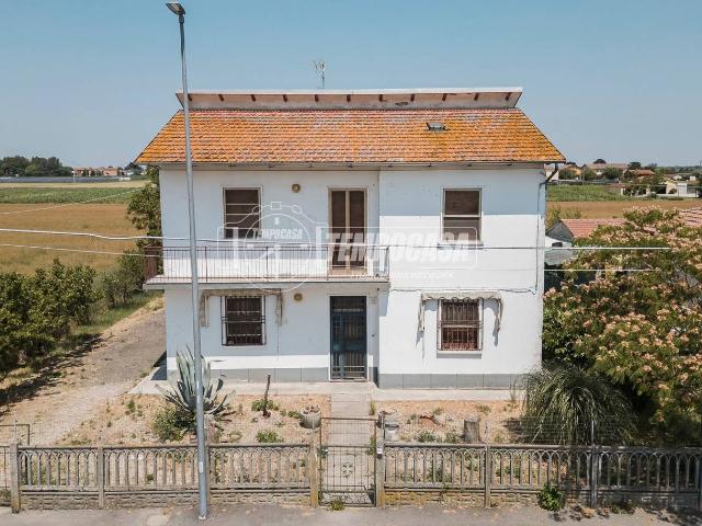 Casa indipendente in vendita a Medicina