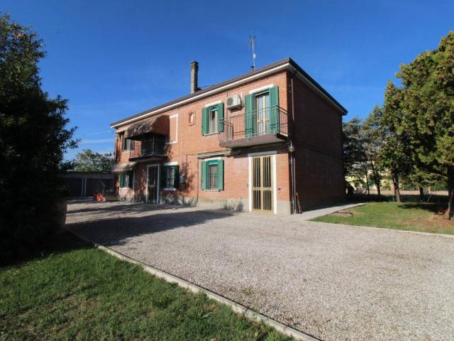 Casa indipendente in vendita a Medicina BO