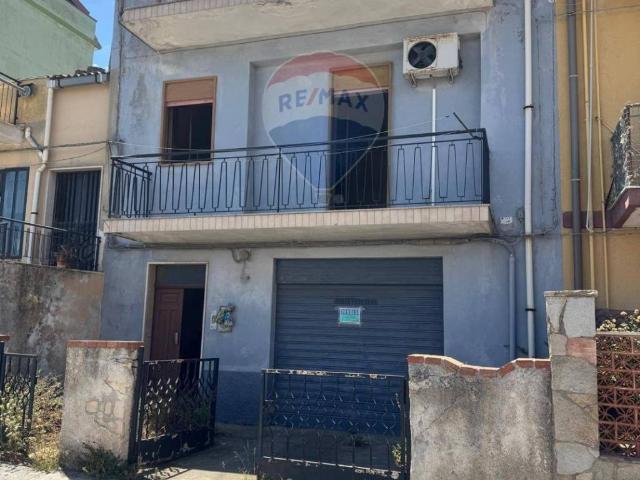 Casa indipendente in vendita a Melilli SR