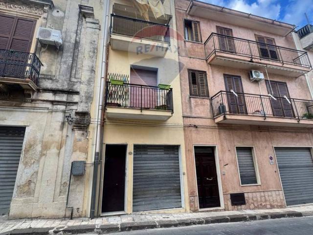 Casa indipendente in vendita a Melilli SR