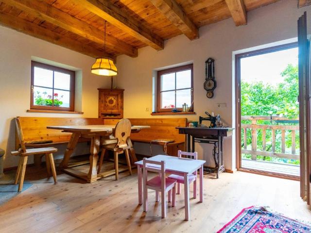 Casa indipendente in vendita a Meltina BZ