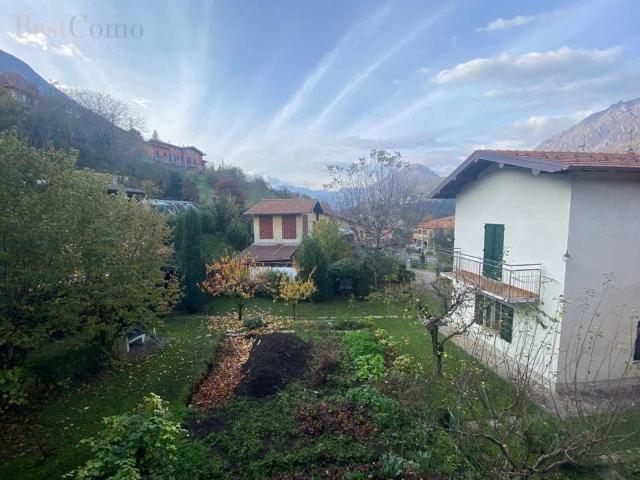 Casa indipendente in vendita a Menaggio largo Fossato, 11