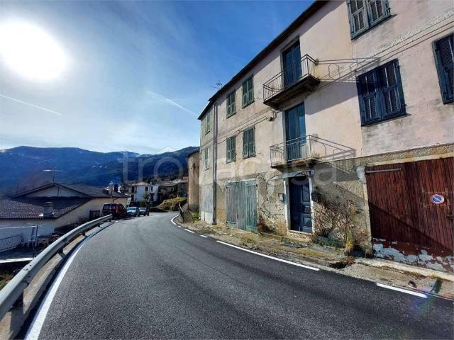 Casa indipendente in vendita a Mendatica via San Bernardoo