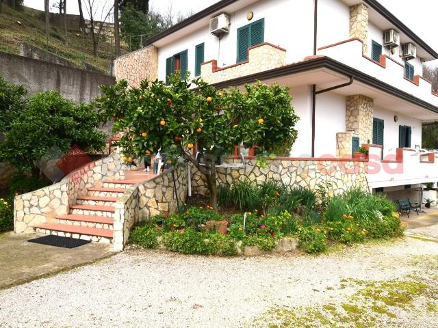 Casa indipendente in vendita a Mercato San Severino