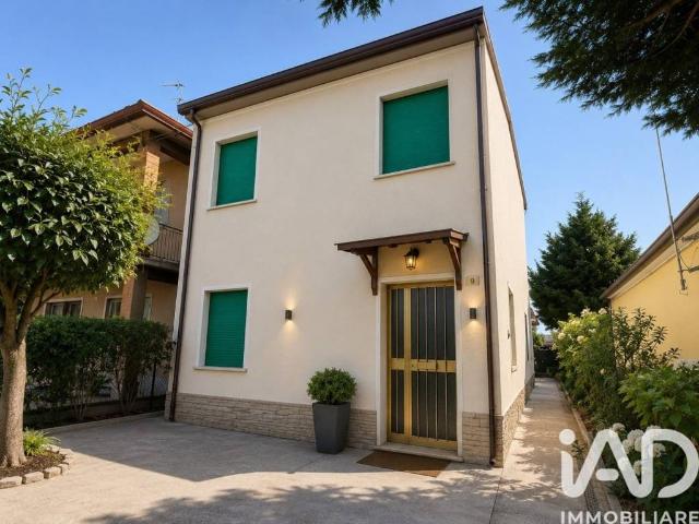 Villa in vendita a Mesola FE