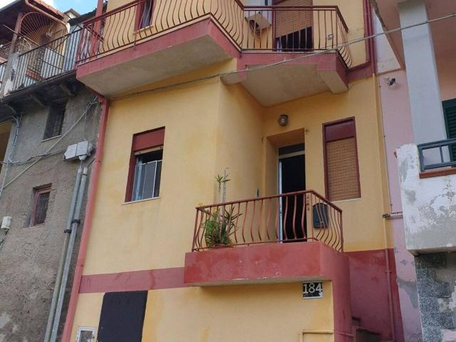 Casa indipendente in vendita a Messina