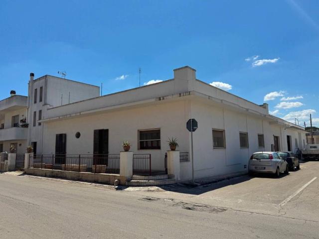 Casa indipendente in vendita a Miggiano LE