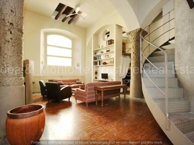 Casa indipendente in vendita a Milano MI