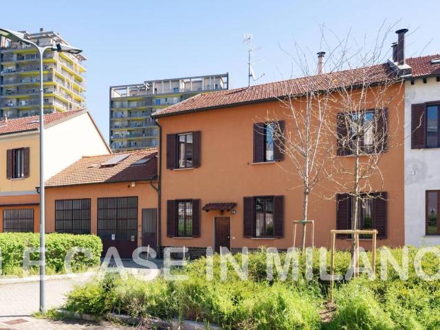 Casa indipendente in vendita a Milano