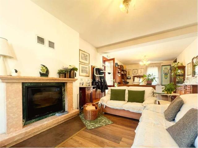 Casa indipendente in vendita a Mira VE