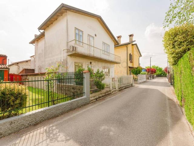Casa indipendente in vendita a Mira VE