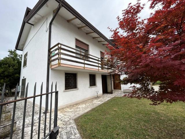 Casa indipendente in vendita a Mirano VE