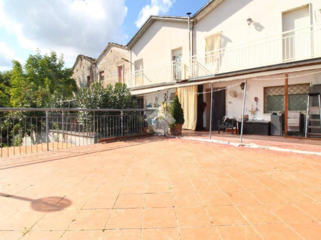 Casa indipendente in vendita a Mirabello Sannitico CB