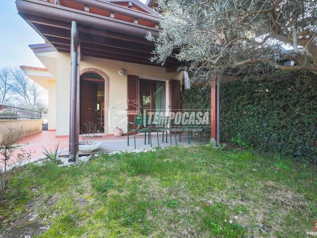 Casa indipendente in vendita a Misano Adriatico