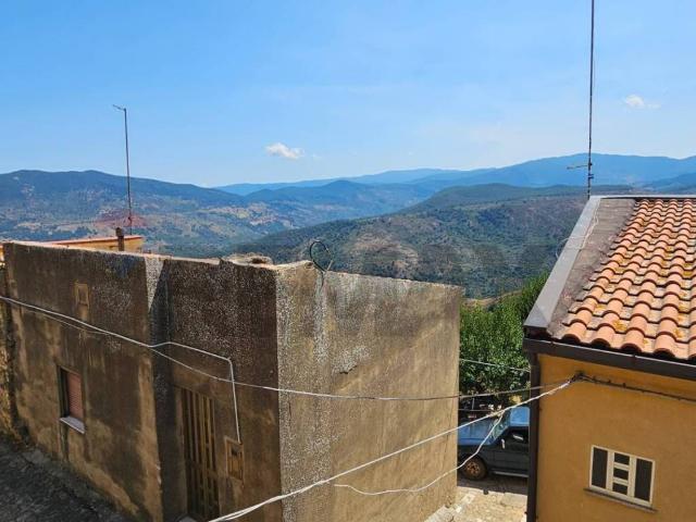 Casa indipendente in vendita a Mistretta ME