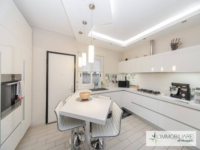 Casa indipendente in vendita a Muggiò MB