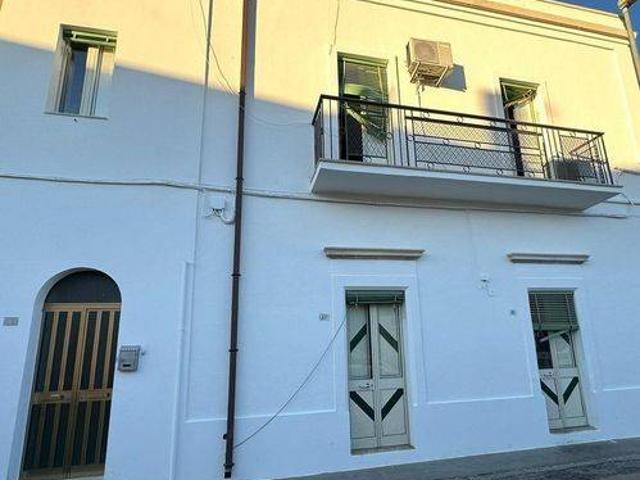 Casa indipendente in vendita a Muro Leccese LE