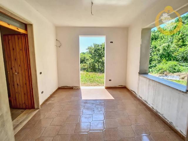 Casa indipendente in vendita a Muro Lucano PZ
