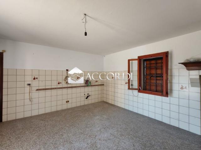 CASA INDIPENDENTE in VENDITA a MUSSOLENTE di 5 vani