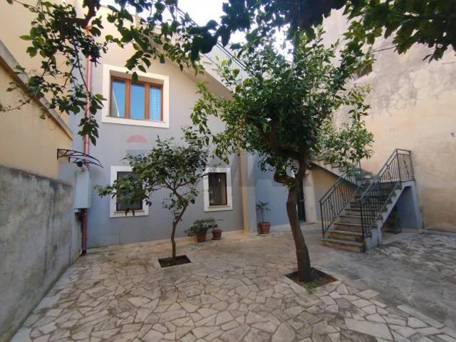 Casa Indipendente in vendita a Noto