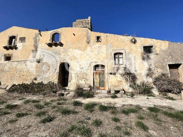 Casa indipendente in vendita a Noto