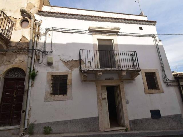 Casa indipendente in vendita a Noto SR
