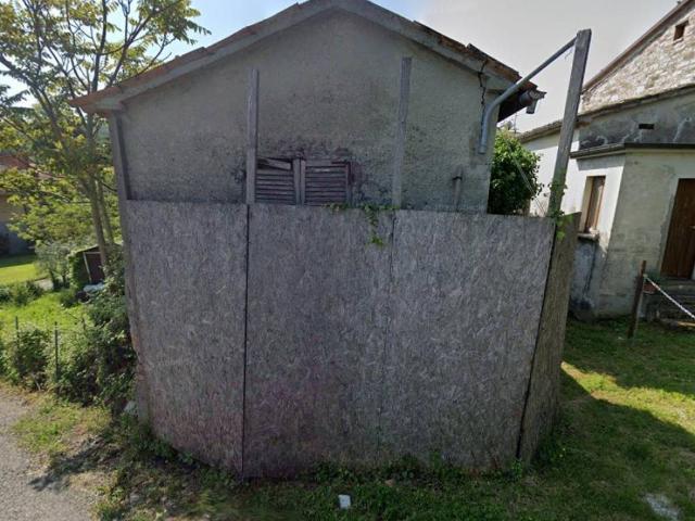 Casa indipendente in vendita a Novafeltria RN