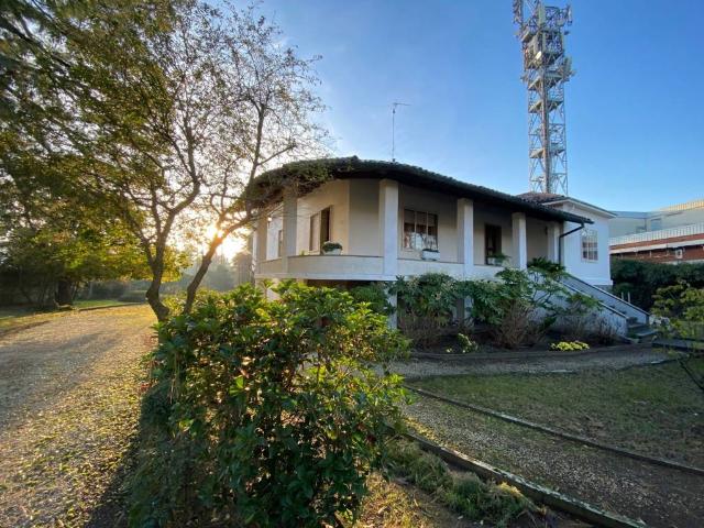 Casa indipendente in vendita a Noventa Vicentina VI