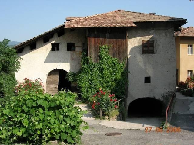 Casa indipendente in vendita a Novella TN