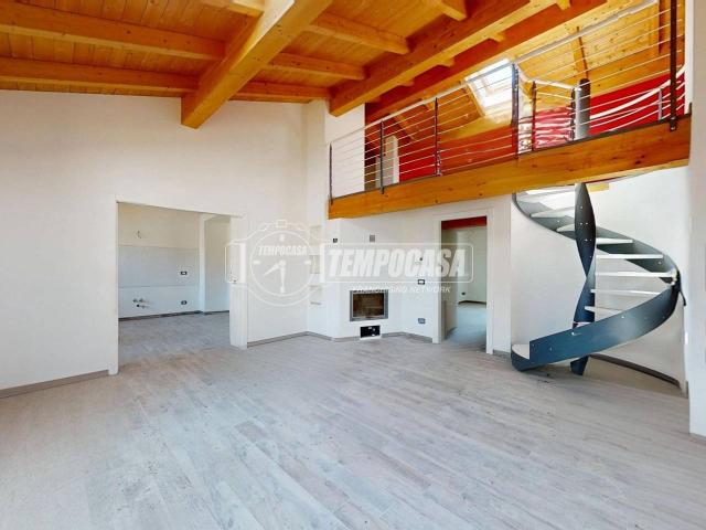Casa indipendente in vendita a Novi Di Modena