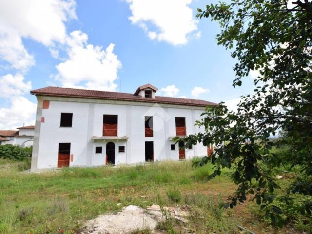 Casa indipendente in vendita a Novi Ligure AL