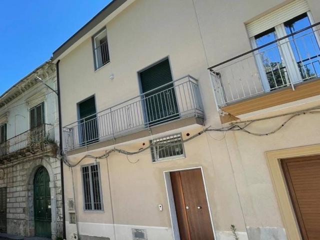 Casa indipendente in vendita a Nocera Superiore SA