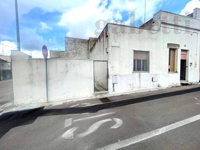 Casa indipendente in vendita a Nociglia LE