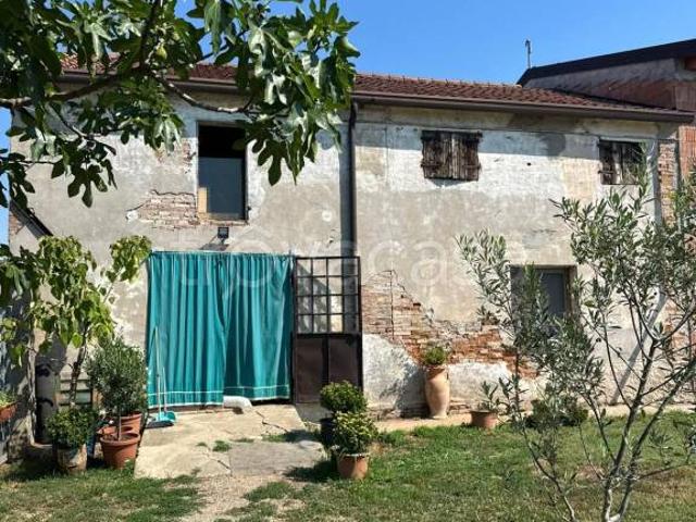 Casa indipendente in vendita a Nogara via Motta