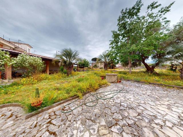 Casa indipendente in vendita a Nola NA