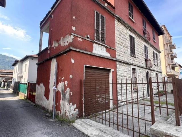 Casa indipendente in vendita a Nave BS