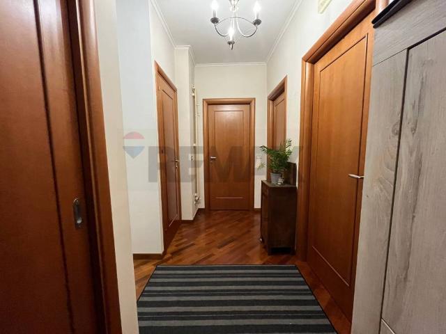 Casa indipendente in vendita a Napoli NA