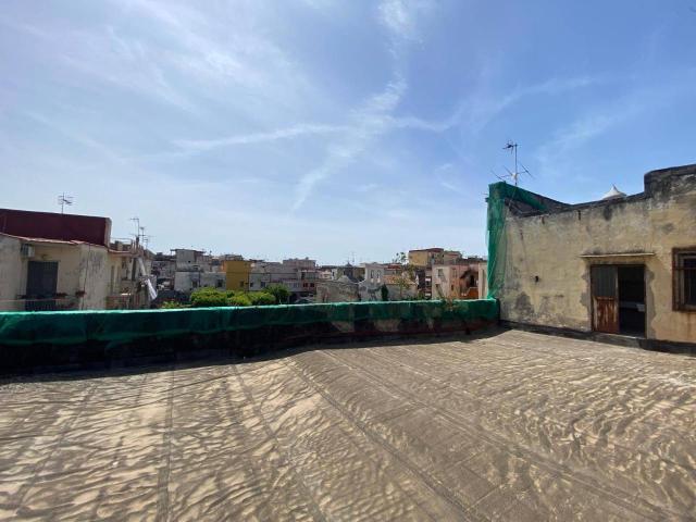 Terratetto plurifamiliare in vendita a Napoli