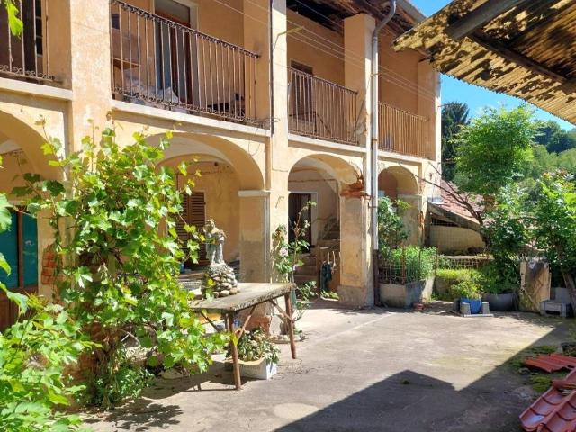 Casa indipendente in vendita a Netro BI