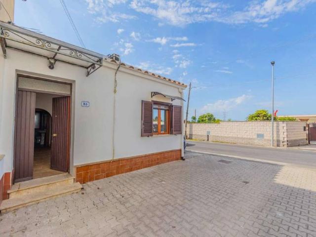 Casa indipendente in vendita a Nettuno RM