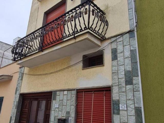 Casa indipendente in vendita a Neviano LE