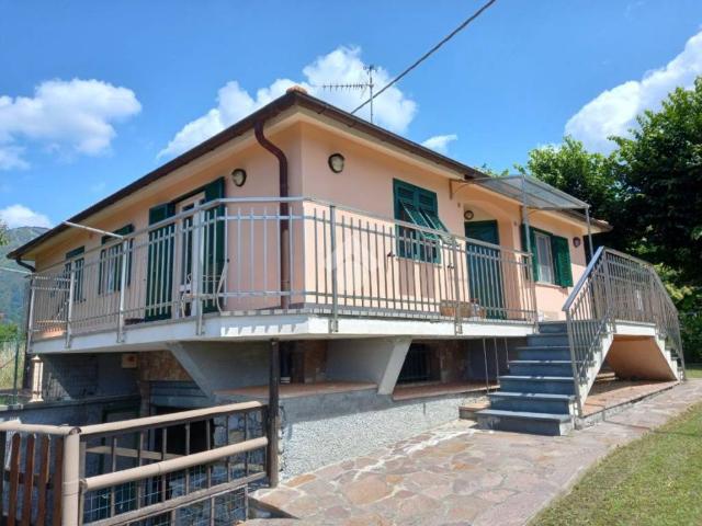 Casa indipendente in vendita a Ne GE