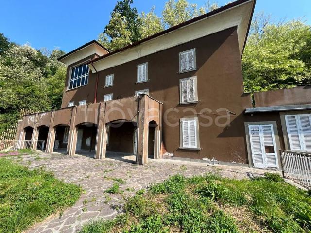 Casa indipendente in vendita a Sotto il Monte Giovanni XXIII, Pratolongo
