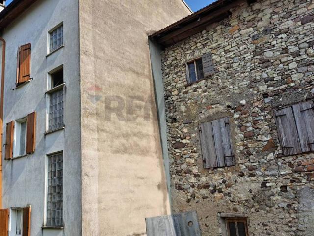 Casa indipendente in vendita a Sovramonte BL