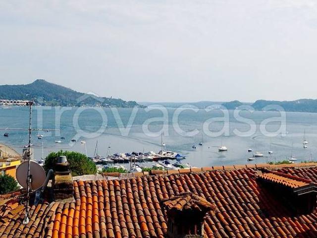 Casa indipendente in vendita a Solcio, Lesa