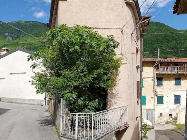 Casa indipendente in vendita a Solagna VI