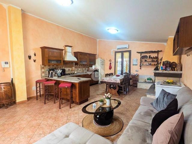 Casa indipendente in vendita a Solarussa OR