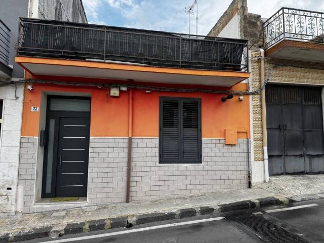 Casa indipendente in vendita a Solarino SR