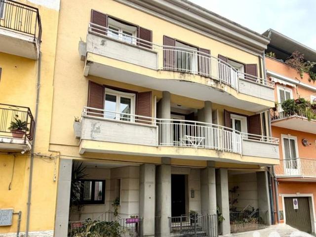 Casa indipendente in vendita a Solarino via rosolino pilo, 12